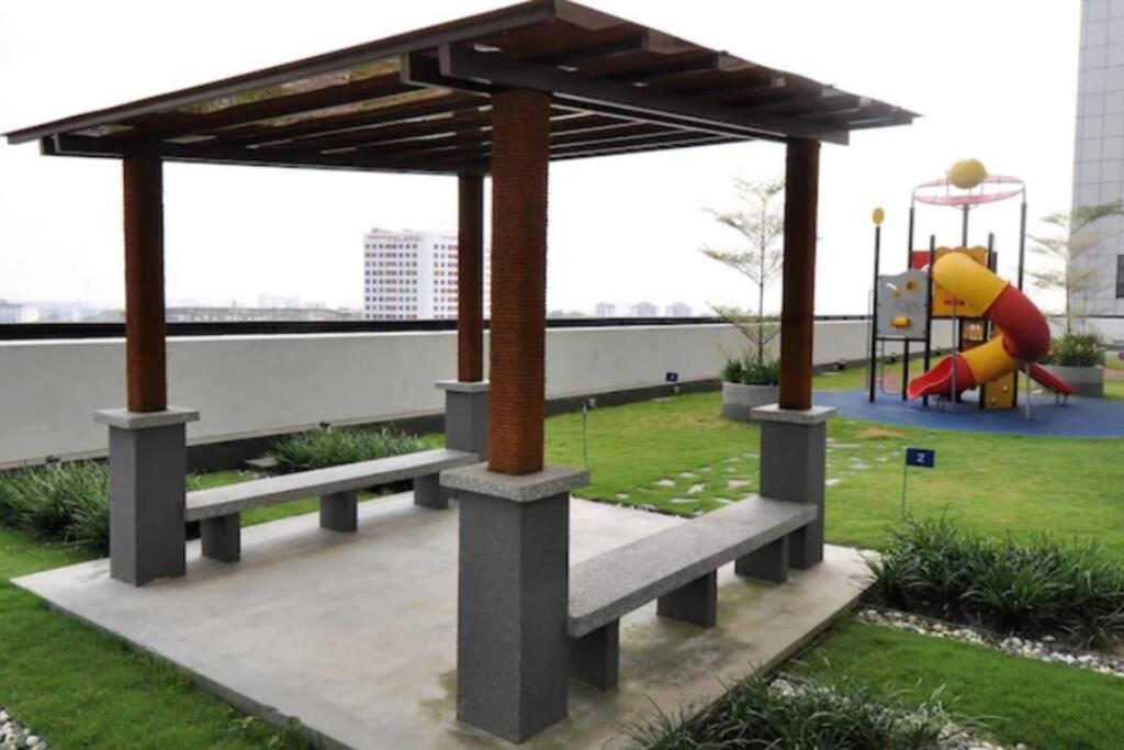 Apartemen Twin Galaxy Netflix /mahjong Near Ksl Mall@ Johor Bahru